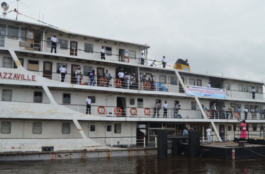Lancement cette matinée au port fluvial de Brazzaville par le Premier ministre, Anatole Collinet Makosso