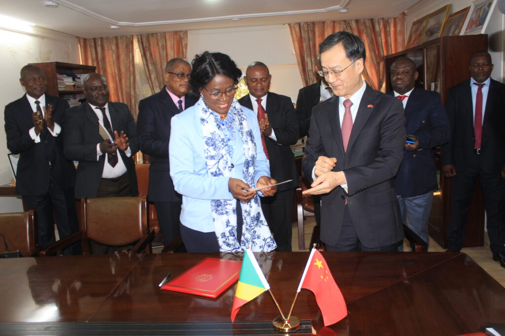 Don financier de la Chine aux victimes des inondations