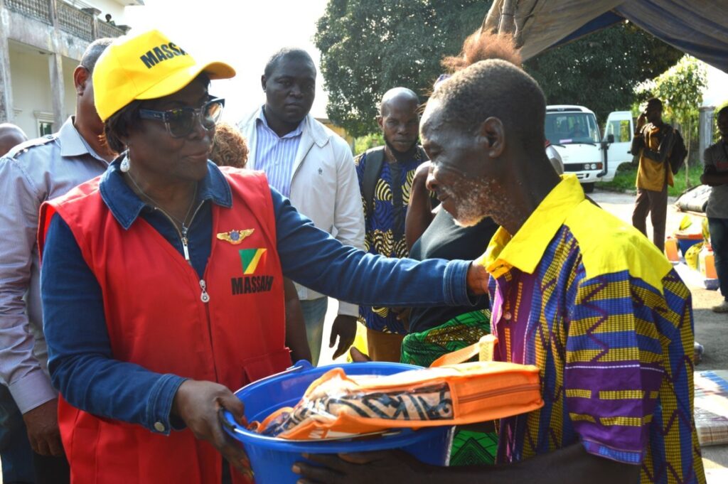 Les sinistrés des inondations d’Ignié reçoivent l’assistance humanitaire
