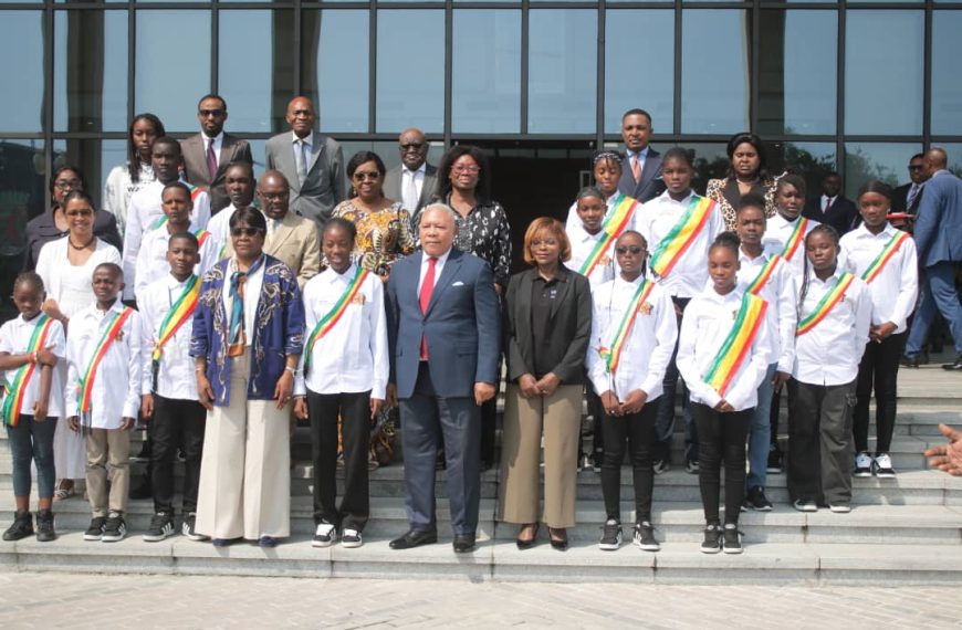 Célébration de la journée de l’enfant Africain : Isidore Mvouba reçoit le Parlement des enfants